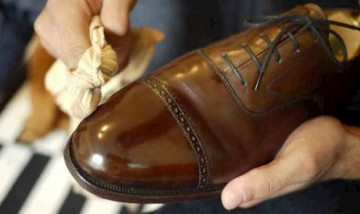 Nguyên nhân, cách khắc phục giày da bị nhăn chuẩn xác đến từng bước